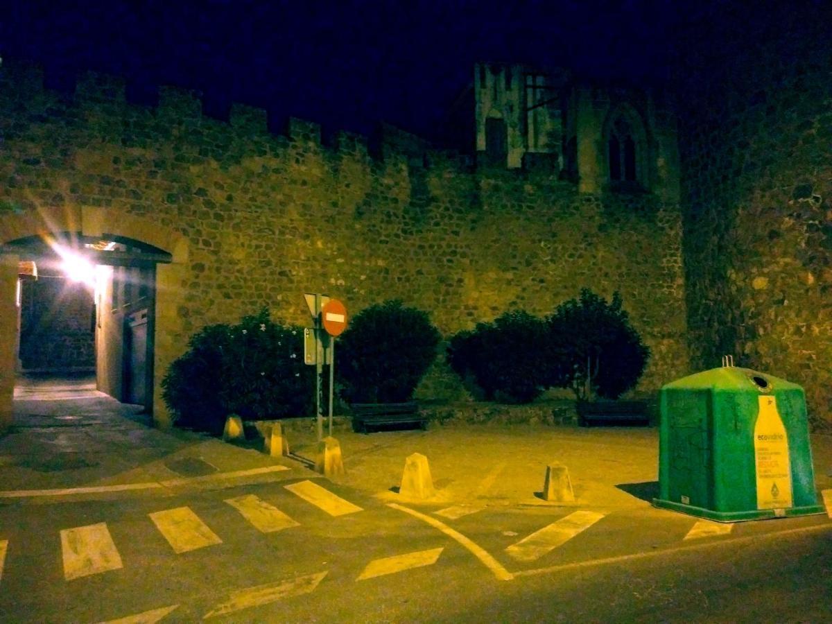 Hotel Dora Plasencia Εξωτερικό φωτογραφία