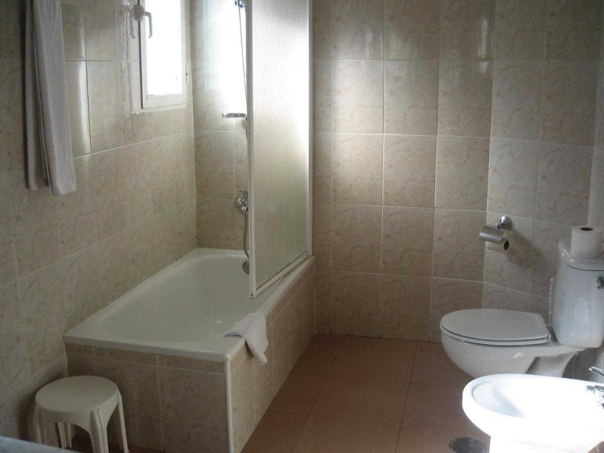 Hotel Dora Plasencia Εξωτερικό φωτογραφία